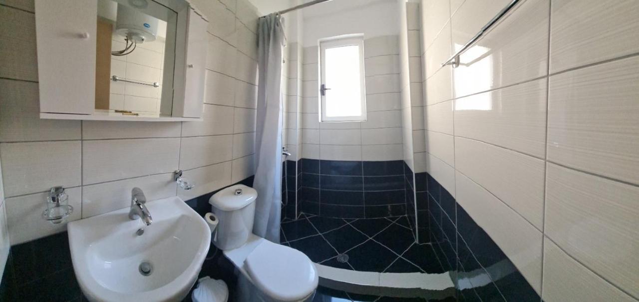 Azzura Flats Apartment Sarande Luaran gambar