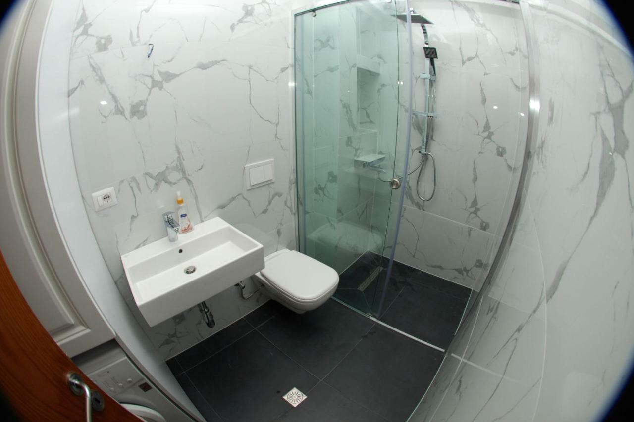 Azzura Flats Apartment Sarande Luaran gambar
