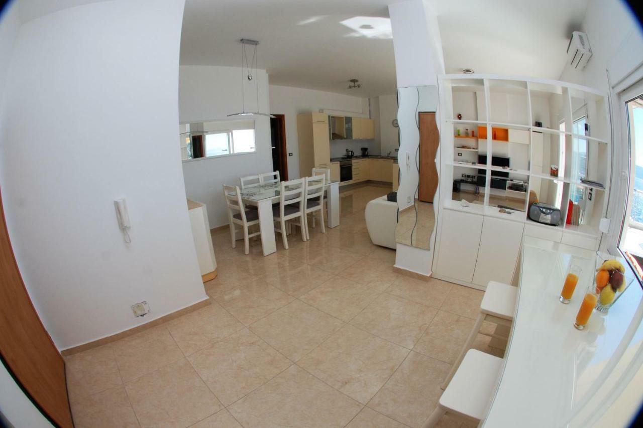 Azzura Flats Apartment Sarande Luaran gambar